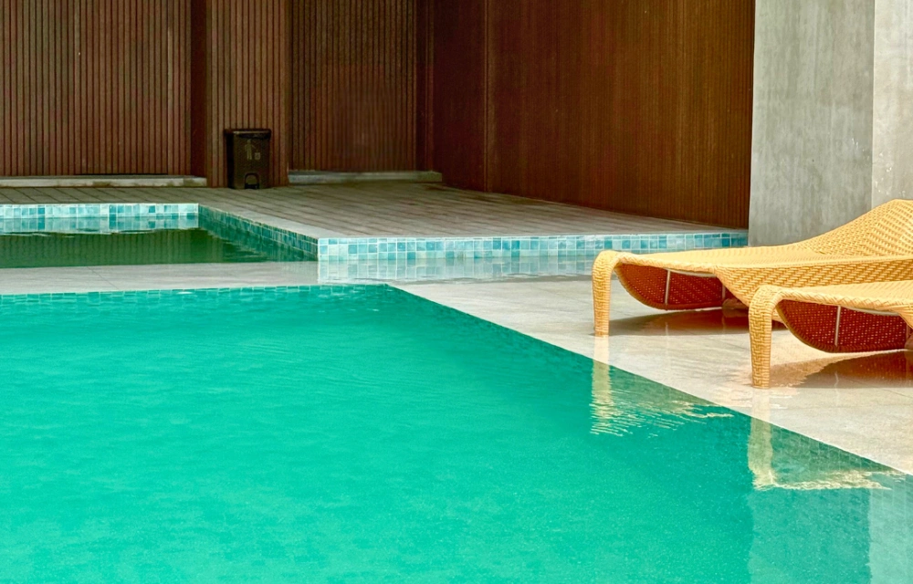 Transforming Hospitality Through Technology: How Smart Hotels Enhance Guest Experiences